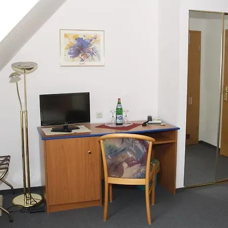 Garni Harzresidenz 3* טאלה